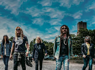 THE DEAD DAISIES